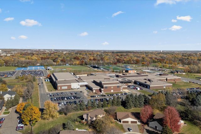 3048 Camelot Circle, Woodbury, MN 55125