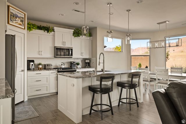 458 W SAGUARO WAY, Ivins, UT 84738