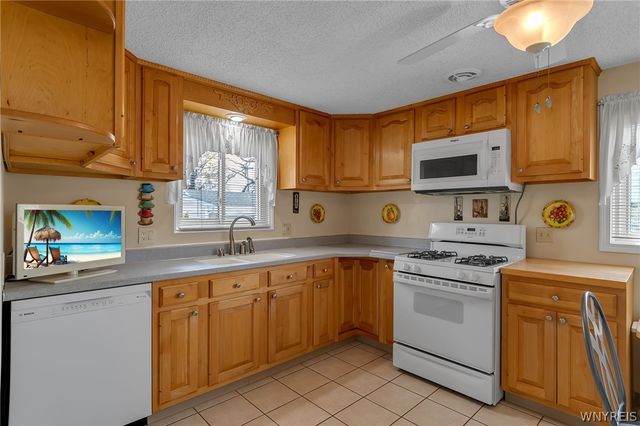 79 Bannard Avenue, Tonawanda, NY 14150
