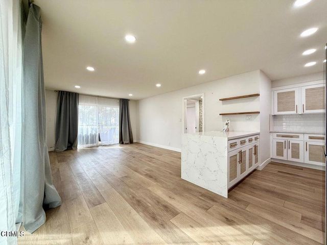 660 Sunfish Way, Port Hueneme, CA 93041