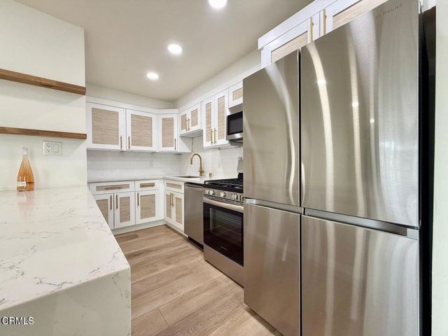 660 Sunfish Way, Port Hueneme, CA 93041