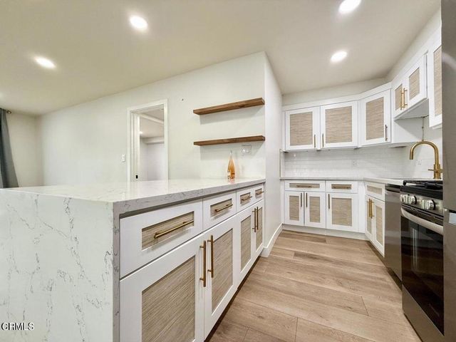660 Sunfish Way, Port Hueneme, CA 93041