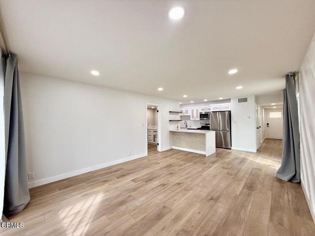 660 Sunfish Way, Port Hueneme, CA 93041