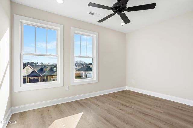 2085 Presley Crossing, Jonesborough, TN 37659