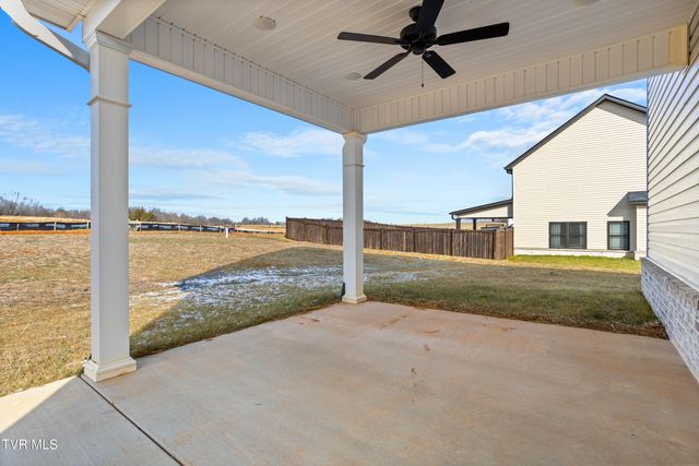 2085 Presley Crossing, Jonesborough, TN 37659