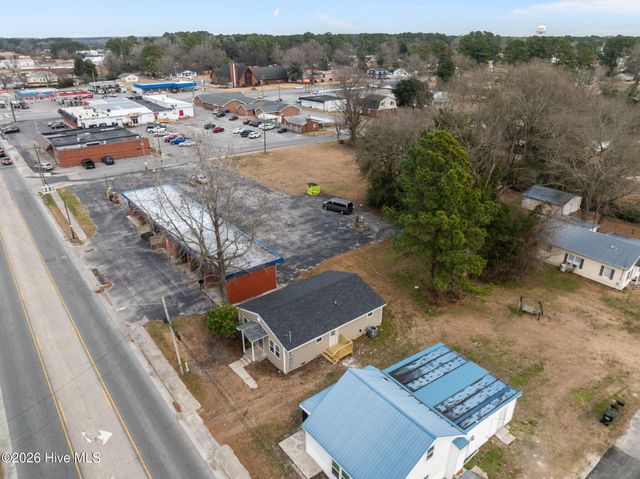 211 S Jackson Street, Beulaville, NC 28518