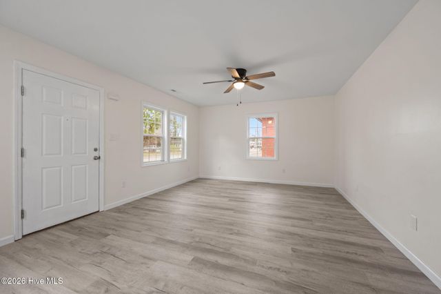 211 S Jackson Street, Beulaville, NC 28518