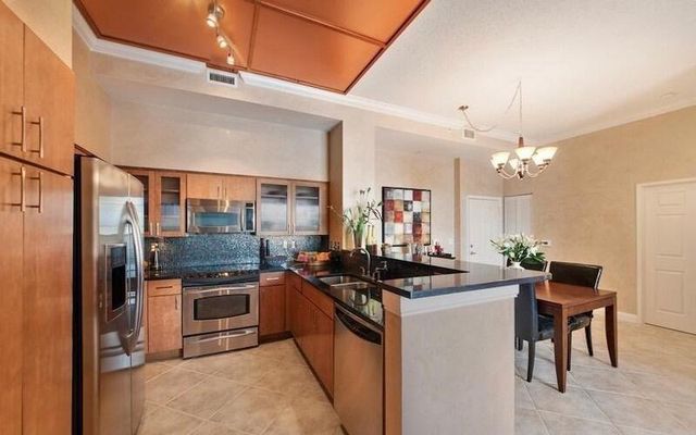 616 Clearwater Park Road Lp4, West Palm Beach, FL 33401