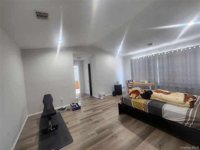 3 Arbor Field Way, Lake Grove, NY 11755