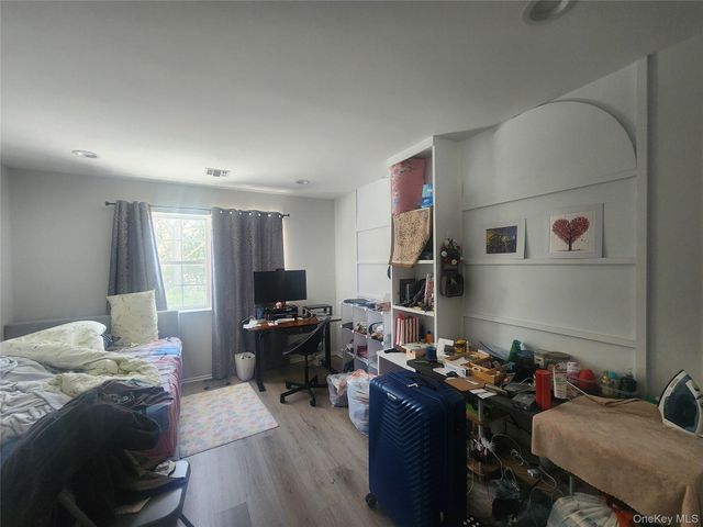 3 Arbor Field Way, Lake Grove, NY 11755