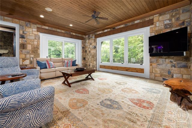 2481 Linger Longer Drive, Greensboro, GA 30642