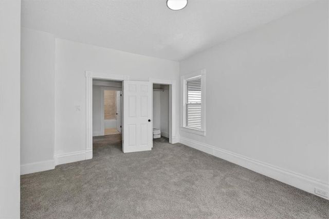 1821 S Sterling Avenue, Independence, MO 64052