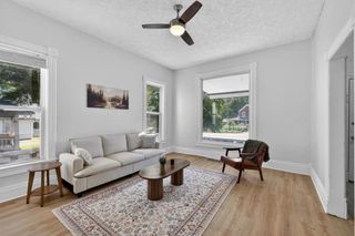 1821 S Sterling Avenue, Independence, MO 64052