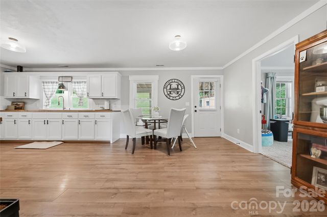 4710 Overland Road, Lenoir, NC 28645