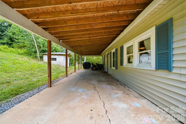4710 Overland Road, Lenoir, NC 28645