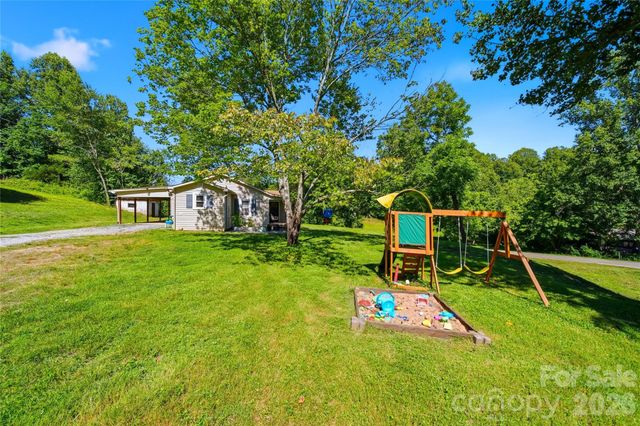 4710 Overland Road, Lenoir, NC 28645