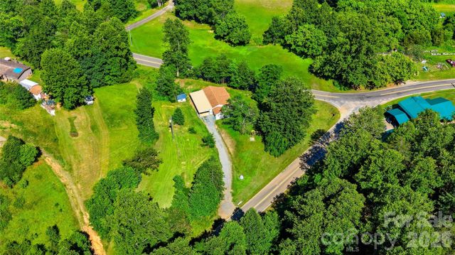 4710 Overland Road, Lenoir, NC 28645