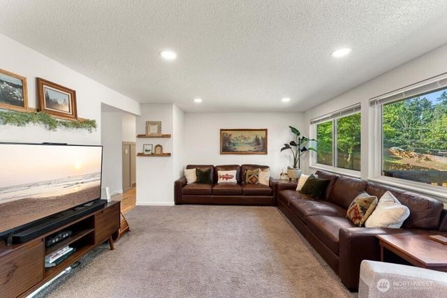 8130 69th Avenue SW, Lakewood, WA 98499