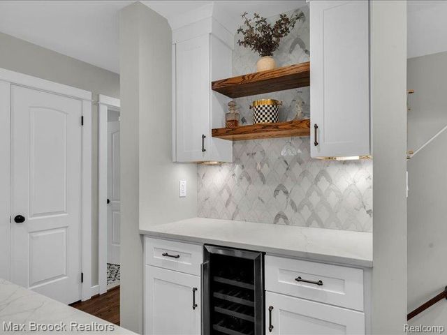 2000 Kalama Avenue, Royal Oak, MI 48067