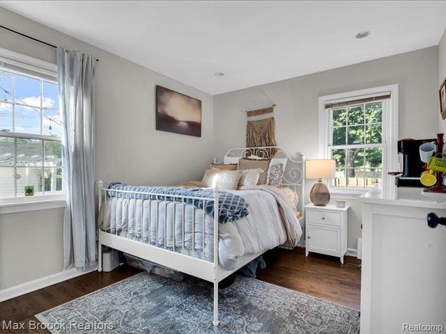 2000 Kalama Avenue, Royal Oak, MI 48067