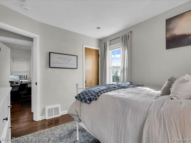 2000 Kalama Avenue, Royal Oak, MI 48067
