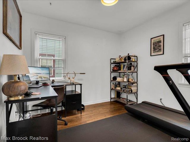 2000 Kalama Avenue, Royal Oak, MI 48067