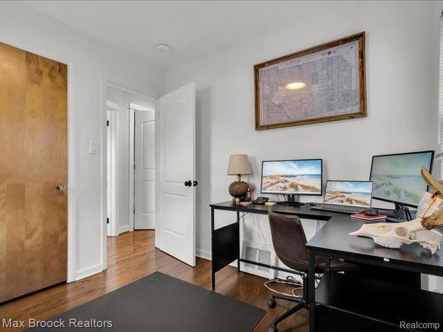 2000 Kalama Avenue, Royal Oak, MI 48067
