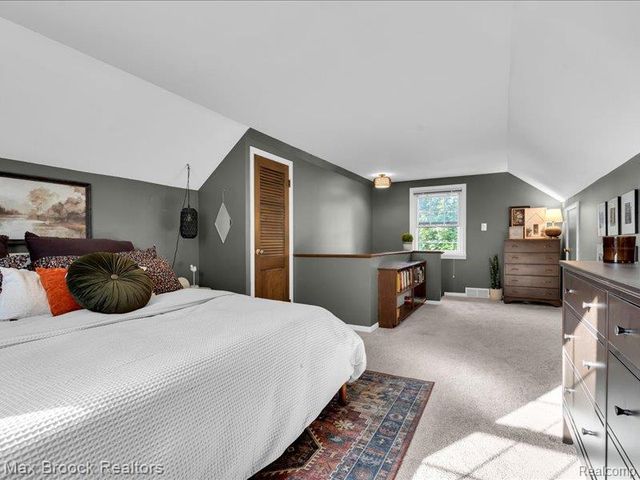 2000 Kalama Avenue, Royal Oak, MI 48067