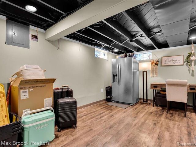 2000 Kalama Avenue, Royal Oak, MI 48067