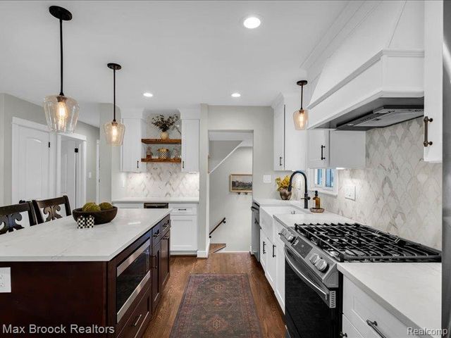 2000 Kalama Avenue, Royal Oak, MI 48067