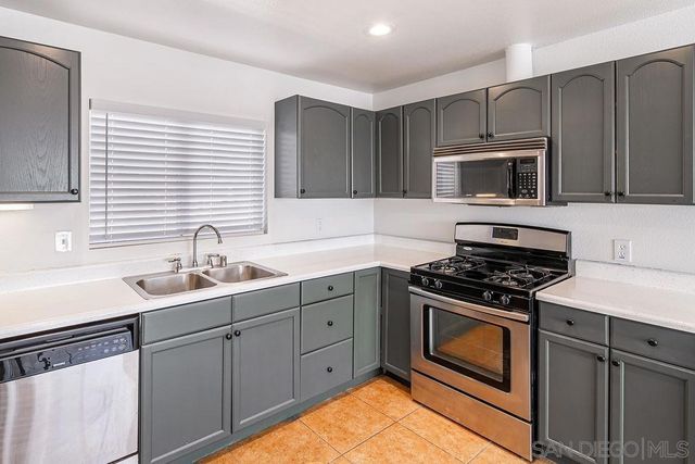 6618 22 Appert Ct, San Diego, CA 92111