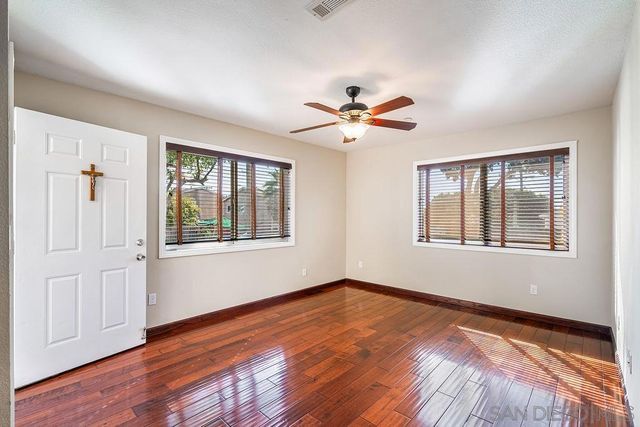 6618 22 Appert Ct, San Diego, CA 92111