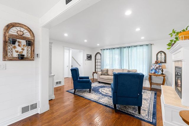 5460 HWY 238, Jacksonville, OR 97530