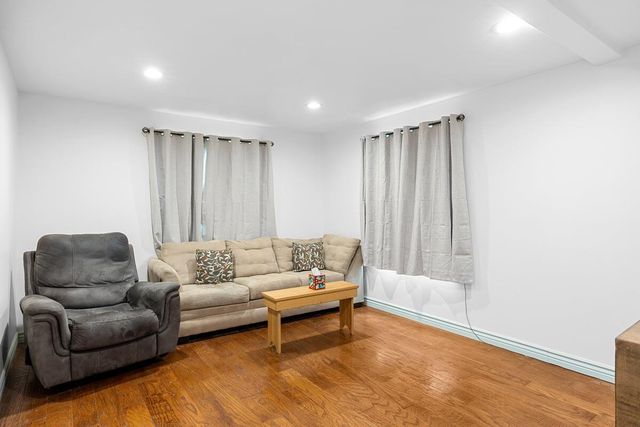 5460 HWY 238, Jacksonville, OR 97530