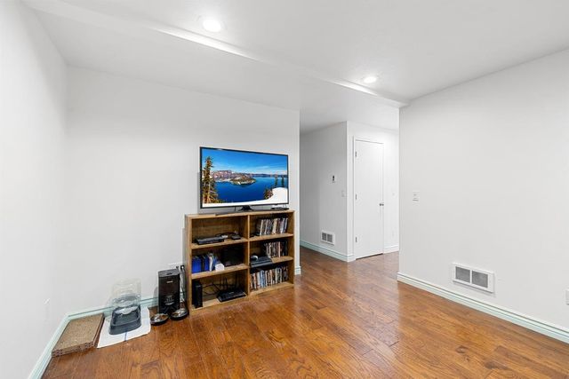 5460 HWY 238, Jacksonville, OR 97530