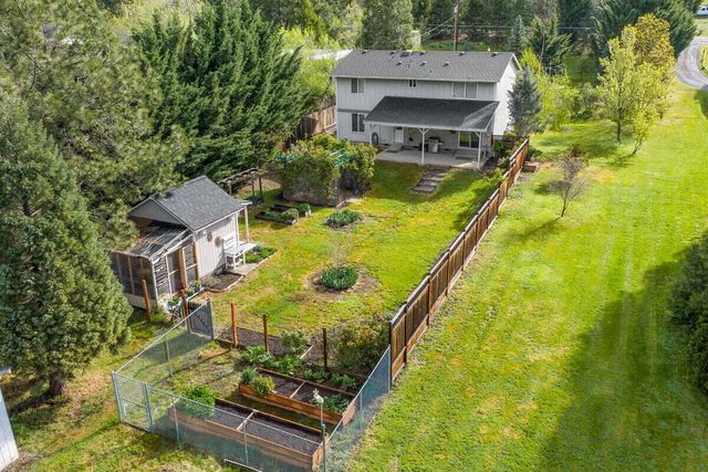 5460 HWY 238, Jacksonville, OR 97530