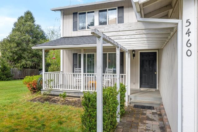 5460 HWY 238, Jacksonville, OR 97530