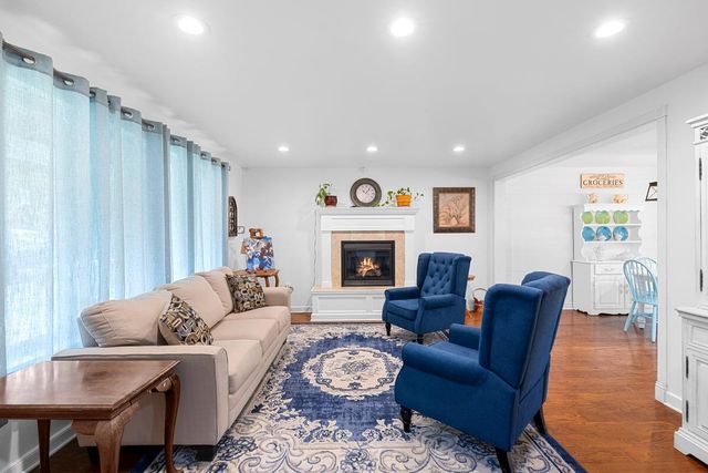 5460 HWY 238, Jacksonville, OR 97530