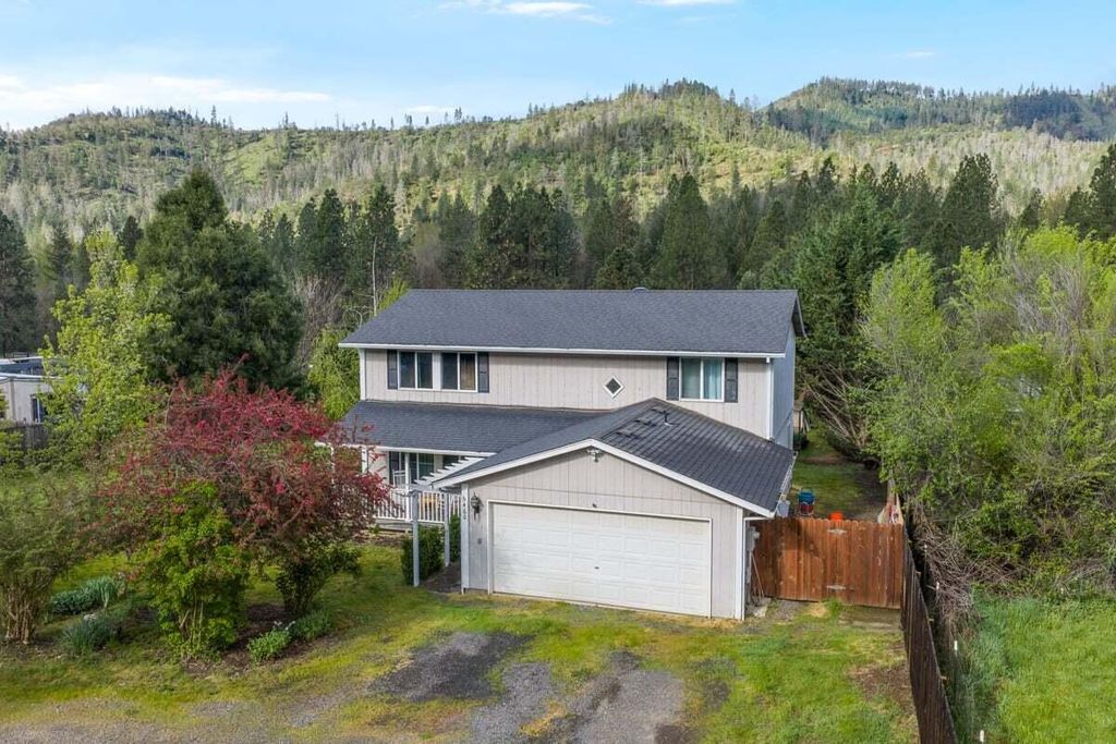 5460 HWY 238, Jacksonville, OR 97530