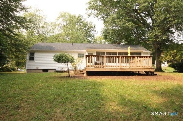48 Meadow Farms Road, West Hartford, CT 06107