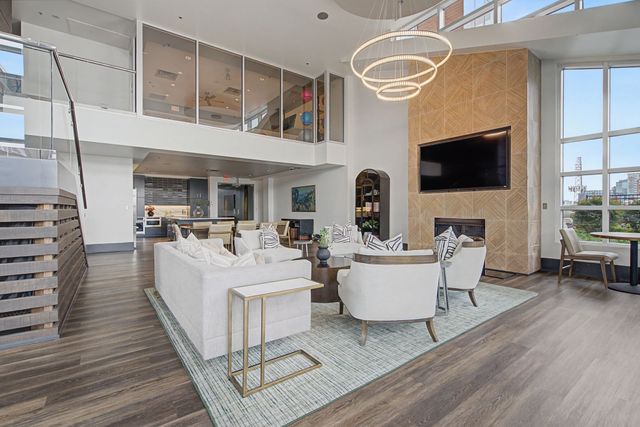 600 12th Ave S Apt 1510, Nashville, TN 37203