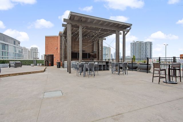 600 12th Ave S Apt 1510, Nashville, TN 37203