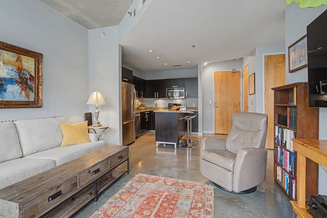 600 12th Ave S Apt 1510, Nashville, TN 37203