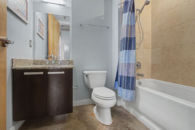 600 12th Ave S Apt 1510, Nashville, TN 37203