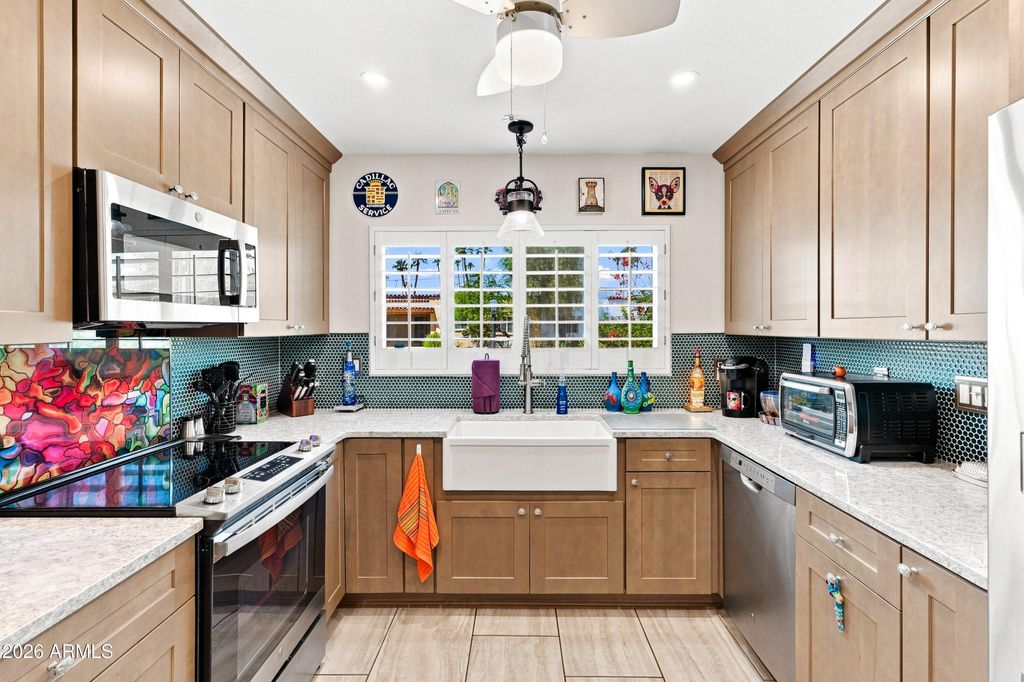 7713 E COOLIDGE Street, Scottsdale, AZ 85251 — photo 4