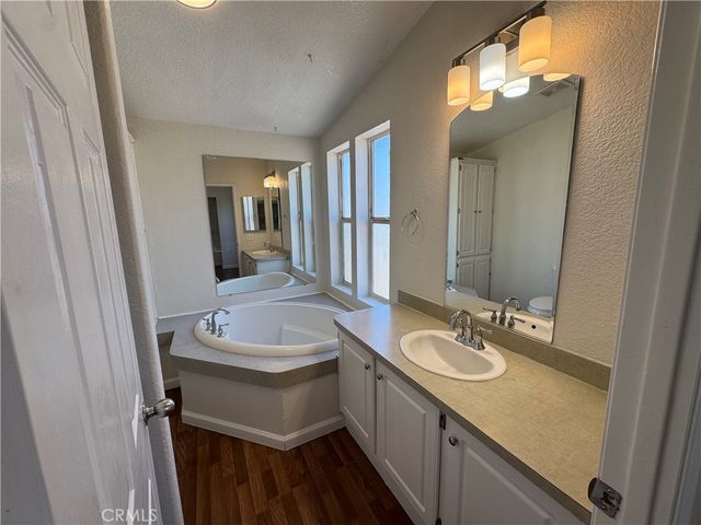 41251 Rope Road, Hemet, CA 92544