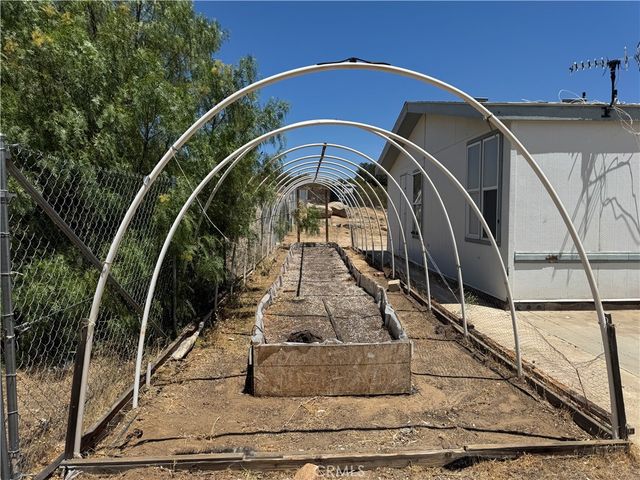41251 Rope Road, Hemet, CA 92544