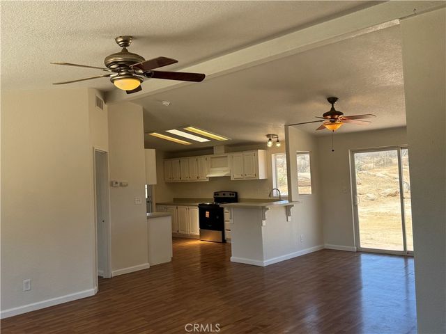 41251 Rope Road, Hemet, CA 92544