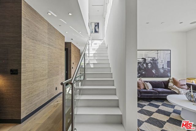 2756 Westshire Drive, Los Angeles, CA 90068