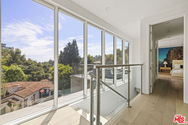 2756 Westshire Drive, Los Angeles, CA 90068